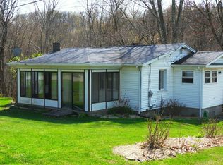 3722 N Balsinger Rd, Vandergrift, PA 15690