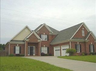 125 Oak Run Ct, Lewisville, NC 27023