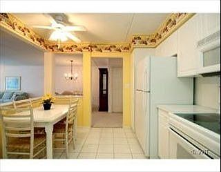 4th image of 124 Day St APT 108