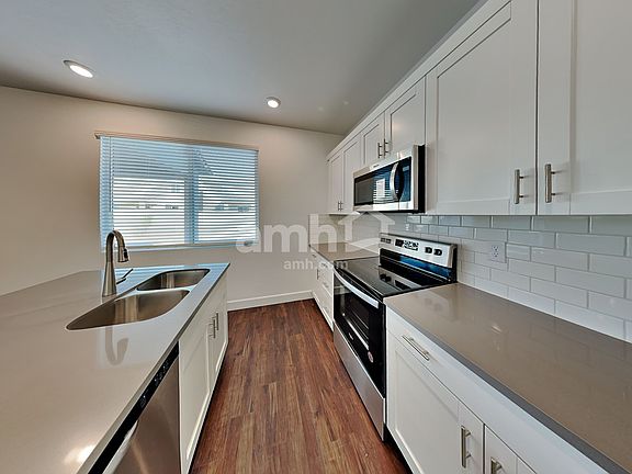 4th image of 17156 W Townley Ave