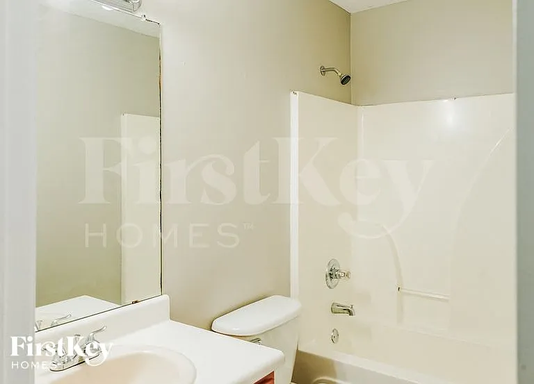 8439 Browns Mill Trce — Photo 12