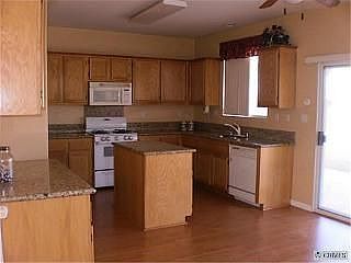 5th image of 43692 Yukon Ct