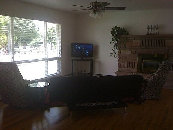 Upstairs Living/Sitting Room