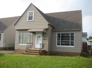 4703 Redfern Rd, Parma, OH 44134