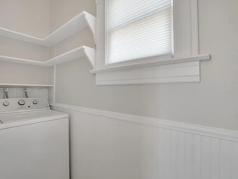 1519 W Cucharras St — Photo 11