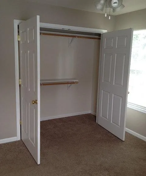 bdrm closet