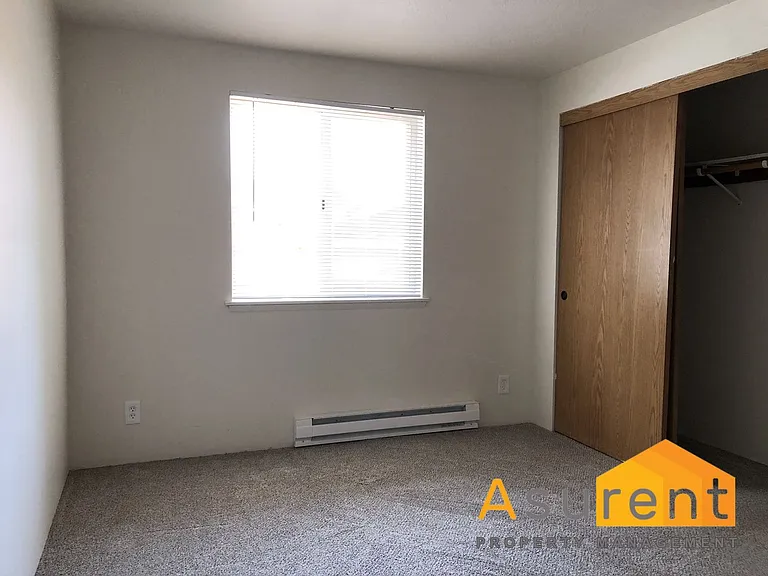 427 Plum St — Photo 12