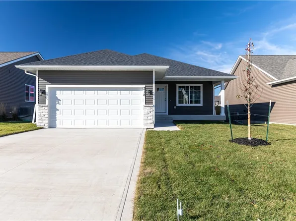 318 NE Adams Ave, Elkhart, IA 50073