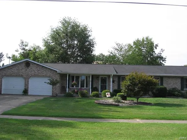 207 W Main St, Damiansville, IL 62215