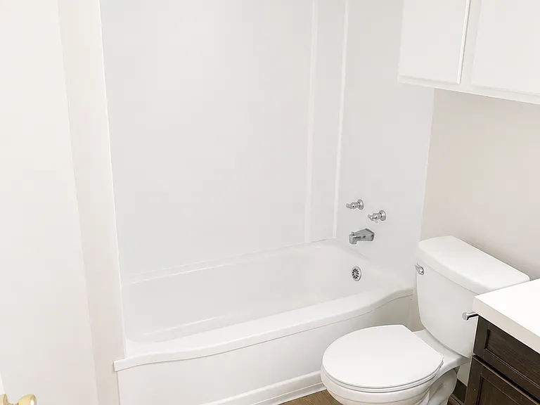 533 14th Ave #1 — Photo 5