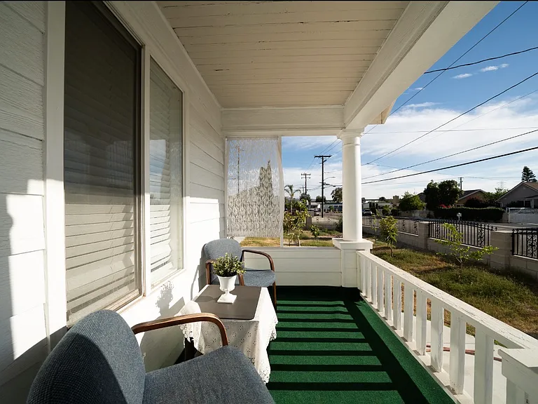 3326 Barnes Ave — Photo 17