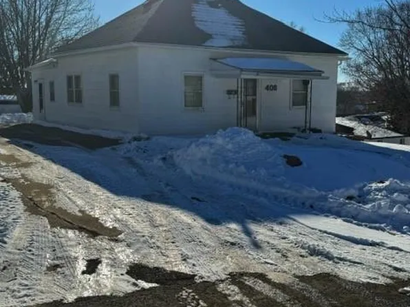 408 E Gillis St, Mound City, MO 64470