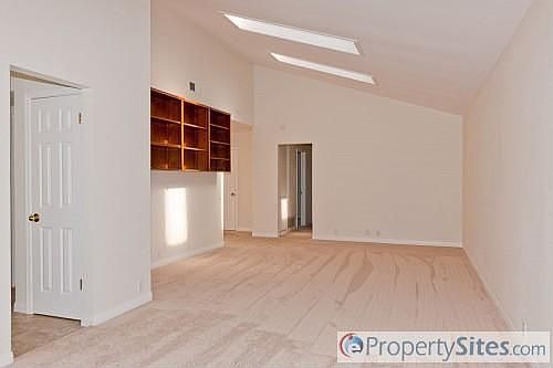4th image of 5597 Stanford St