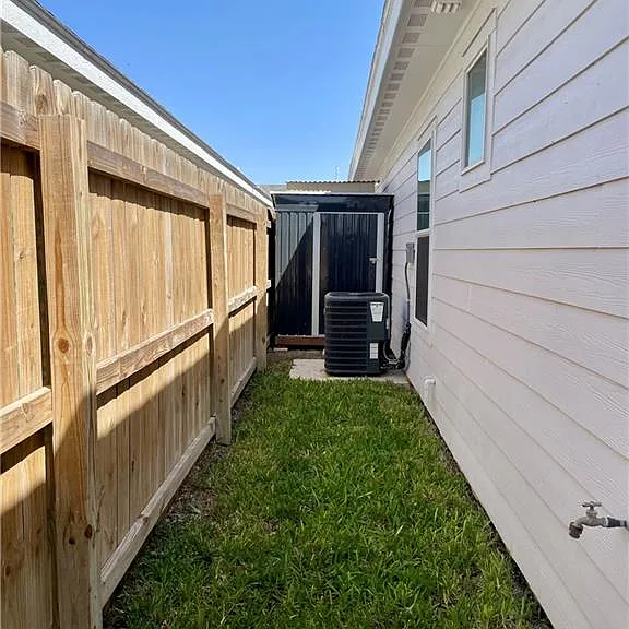 1408 Lore Dr #1 — Photo 12