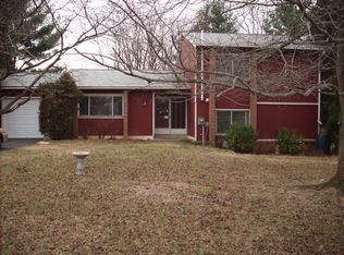 1 Horizon Ct, Derwood, MD 20855