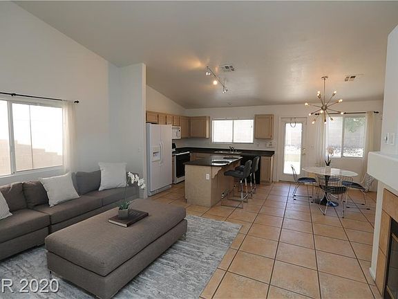 4th image of 2085 Madica Ave