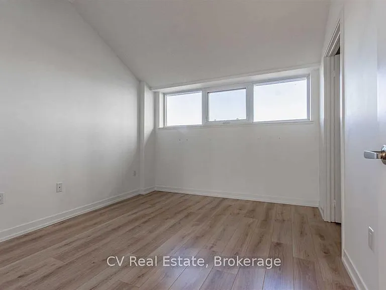 1410 Dupont St #412 — Photo 15