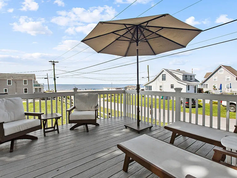 15 Cottage Rd — Photo 4