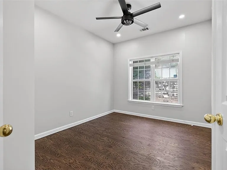 28 Stonehenge Ct — Photo 23