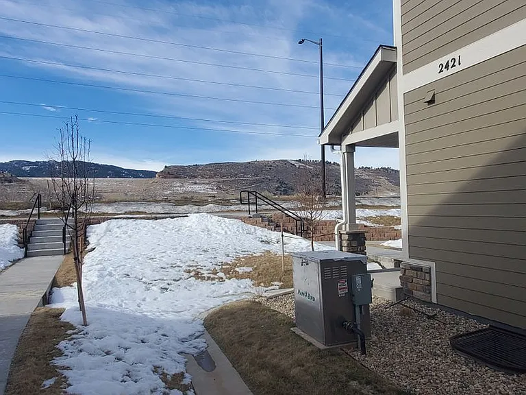 2421 Ridge Top Dr #5 — Photo 4
