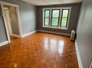 90 W 34th St #6C, Bayonne, NJ 07002