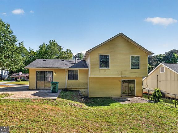 4th image of 2283 Newgate Dr