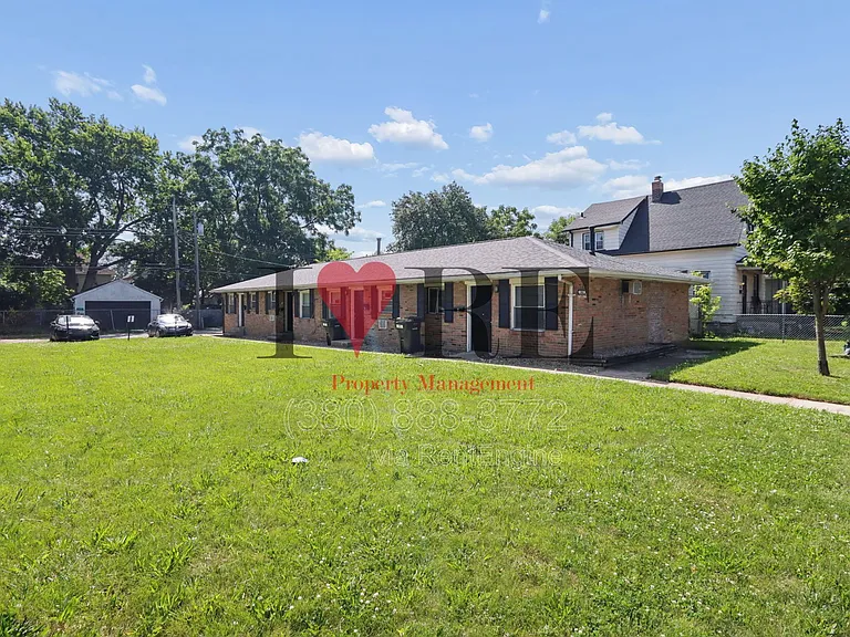 382 S Hague Ave #A — Photo 3