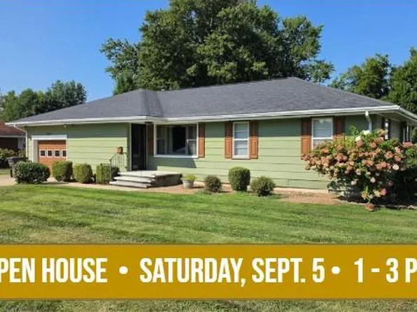 703 Klondike St, Staunton, IL 62088