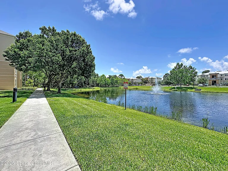 1626 Peregrine Cir #408 — Photo 28
