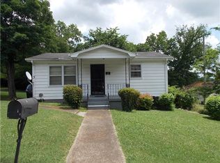 615 N 3rd St, Pulaski, TN 38478