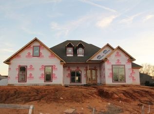 8 Millview Cv, Jackson, TN 38305