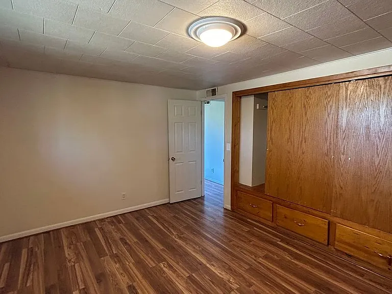 3310 Keokuk St — Photo 10