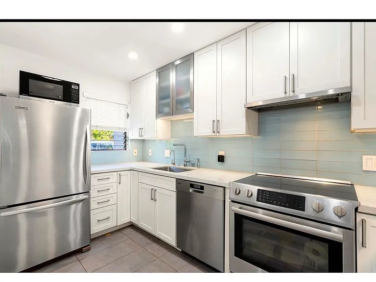 68 Walaka St #5 — Photo 8