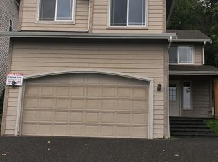 147 44th St, Bellingham, WA 98229