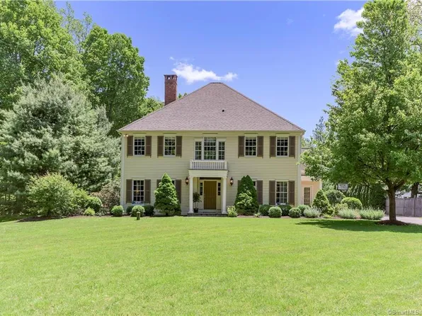 26 Arrowhead Pl, Ridgefield, CT 06877
