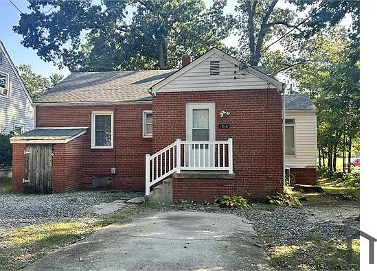 2 bed, 935 sqft, $1,500 — Photo 2