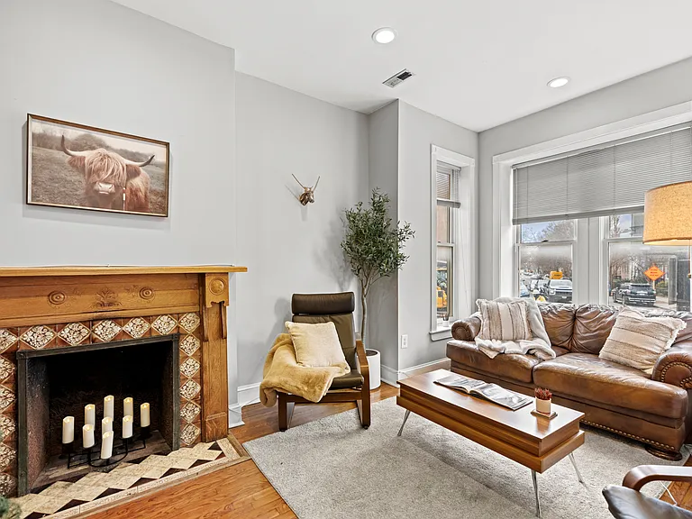547 Florida Ave NW #5 — Photo 5