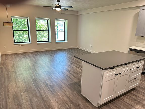 5th image of 606 W North Temple St #210