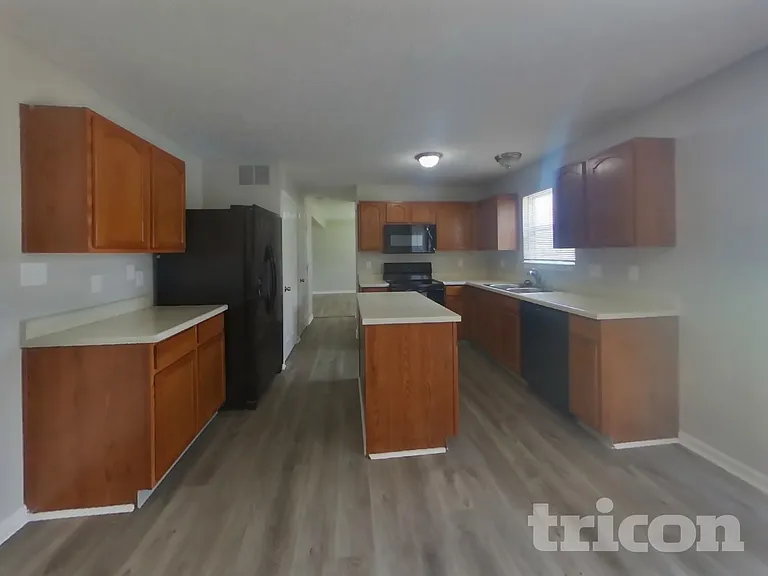6536 Frankenberger Dr — Photo 5