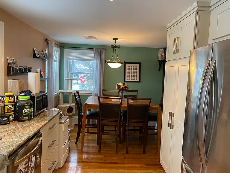 53 Dickson Ave — Photo 5