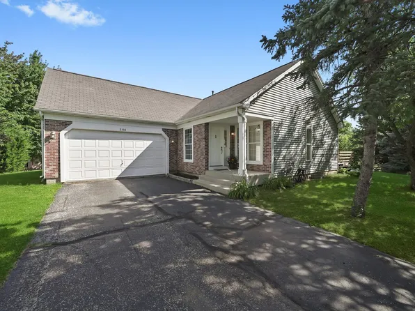 2108 Aspen Dr, Woodstock, IL 60098