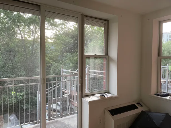 74 Grand Avenue 2I image 2 of 15