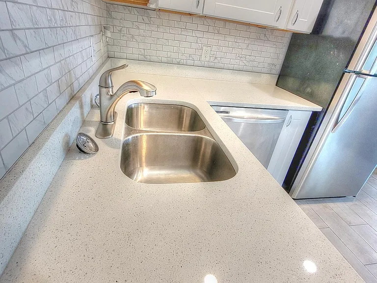3919 Skycrest Dr — Photo 9