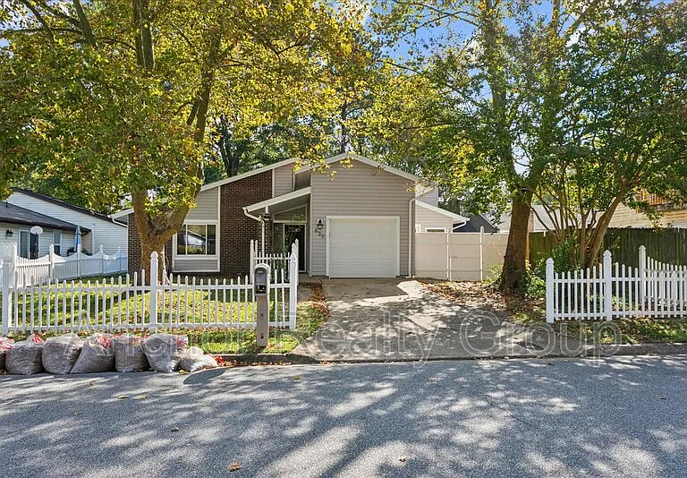 630 Orangewood Dr — Photo 1