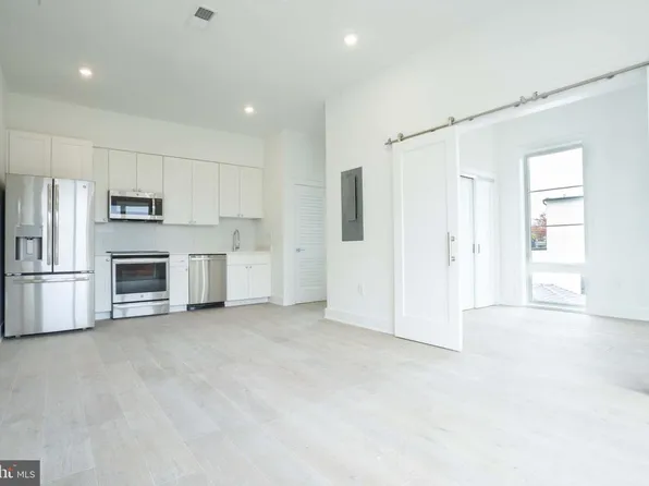 5301 Connecticut Avenue NW, 5301 Connecticut Ave NW #403, Washington, DC 20015