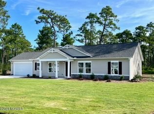 881 Westway Rd, Southport, NC 28461