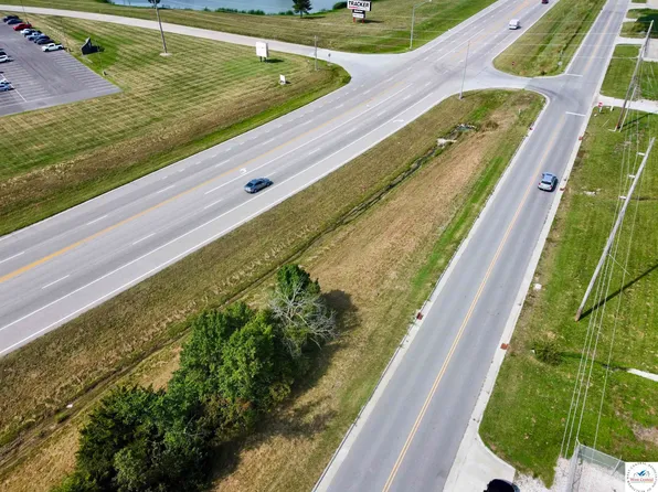 E Gaines Dr, Clinton, MO 64735