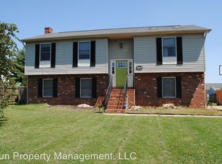4514 Vicky Ln, Fredericksburg, VA 22408