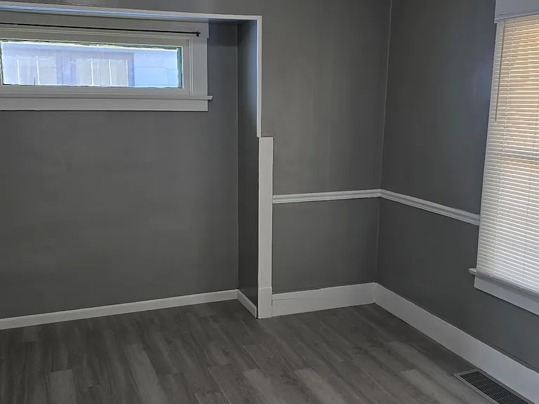43 E Auburndale Ave — Photo 8