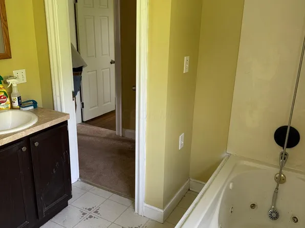 1936 Floral Ave, Columbus, OH 43223